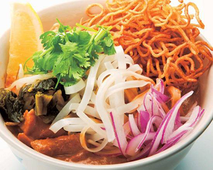 オリエンタルデリ カオソーイクイティオ