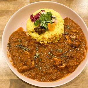 ごろごろチキンのトマトカレー