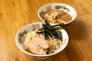 チャーシュー背脂煮干もり中華