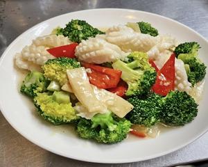 イカの塩味炒め