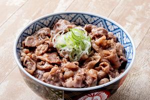 ねぎ塩牛焼肉どんぶり