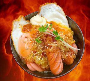 悪魔のソーセージエッグ丼