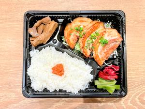 自家製チャーシュー弁当