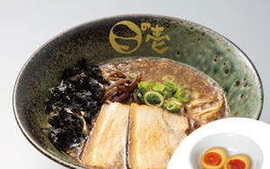 煮玉子魚介豚骨