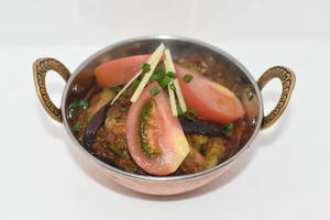 チキンベイガン カレー / Chicken Baigan Curry