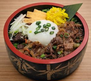 和牛焼肉温玉丼