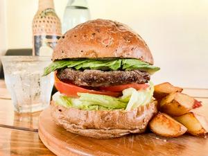 アボカドバーガー(フライドポテト付)
