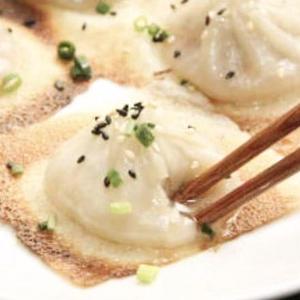 羽付き焼き小籠包(4個)