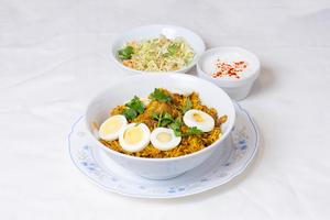 チキンビリヤニ (Chicken Biryani)