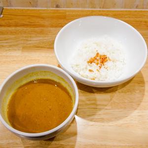 豚骨カレー(フライドオニオン)