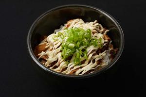 チャーマヨ丼