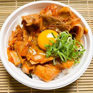 ピリ甘！豚キムチ丼
