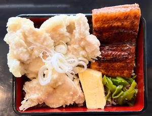 鶏天丼とうな丼のハーフ＆ハーフ