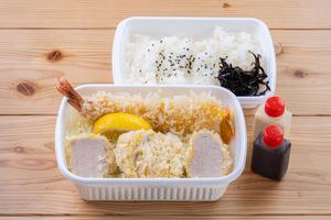 ヒレカツ＆エビフライ弁当