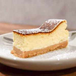 自家製チーズケーキ