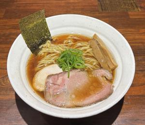 鴨香る鶏醤油らーめん