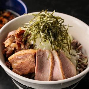 肉全盛り蕎麦(150g)