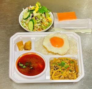 ガパオライストムヤムお弁当セつ ~ Gapao rice with Tom yum bento set