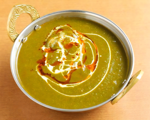 ほうれん草チキンカレー Sag Chicken Curry