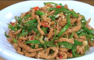 千切り豚肉のXO 醤炒め