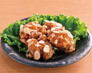 千年の宴 若鶏の唐揚げ(ヤンニョム)