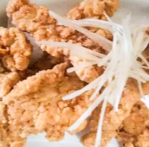 珉珉 豚ロースの唐揚げ(8個)
