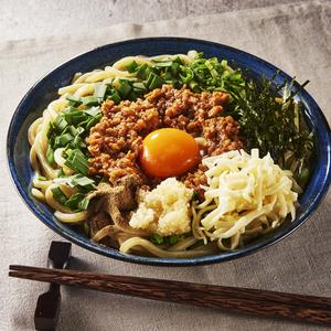 メガ盛り麺500g チーズ入り！台湾まぜそば 生卵・ラー油・酢付き・タレ2倍
