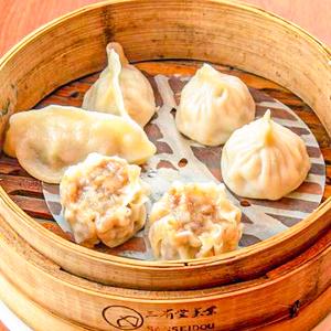 点心セット(蒸し餃子、肉シユーマイ、小籠包2個ずつ)