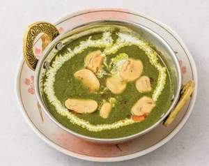 ほうれん草マッシュルームカレーSAG MUSHROOM CURRY