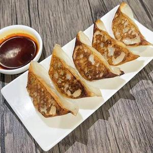 焼き餃子(6個)