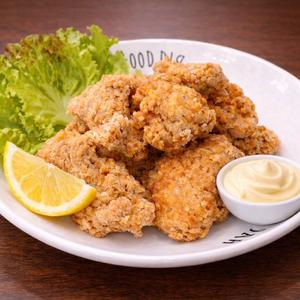 鶏の唐揚げ(4個)