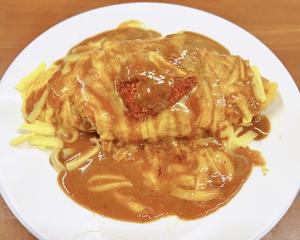 チーズかけクリームコロッケカレーオムライス