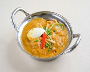 インディアンチキンカレー