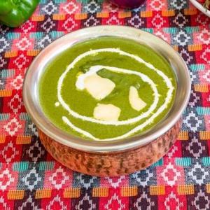 チキンパラク Chicken Palak