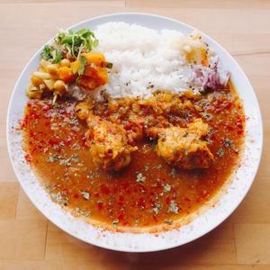 野菜たっぷりスパイシーチキンカレー