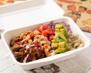 【+アボカド】チキンオーバーライス Chicken over rice with avocado