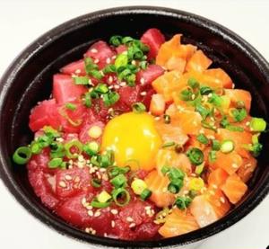 丼丸 まぐろサーモンポキ丼