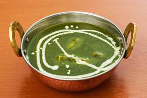 パラクパニール Palak Paneer with Plain Nan