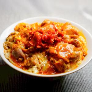 ピリ辛キムチの親子丼(鶏 80g) Spicy kimchi Oyakodon(80g chicken)