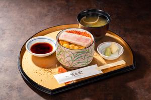 特選ウニいくら炙り大トロ丼