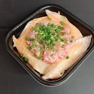 サーモンネギトロ丼