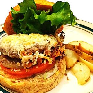 グリエールチーズバーガー Gliere cheese burger