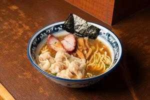 醤油ワンタンメン