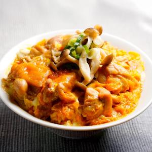 香り豊かキノコの親子丼(鶏 80g) Fragrant Mushrooms Oyakodon(80g chicken)