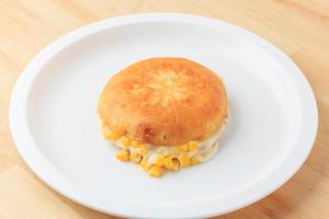 モッツアレラチーズ＆とうもろこし蜂蜜ホットク