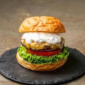 自家製タルタルチーズバーガー＆ポテトセット/Homemade Tarutaru Cheese Burger Set
