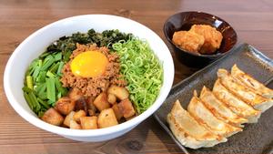 【人気No3】台湾まぜそば・餃子6個・からあげ2個セット