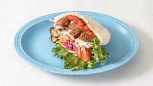 ファラフェルサンド Falafel sandwich ヴィーガン