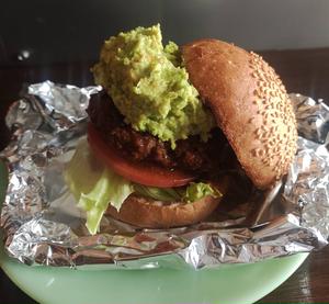 アボカドバーガー
