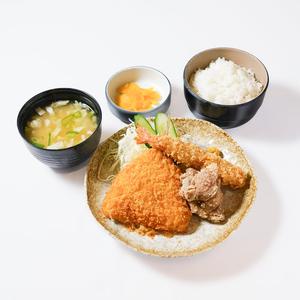 ミックスフライ定食